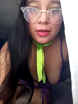 Leslydeleon23 online show from 10-30-25, 10:28