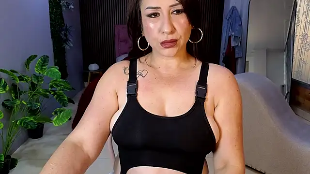 camil milfdream online show from 07-10-26, 11:32
