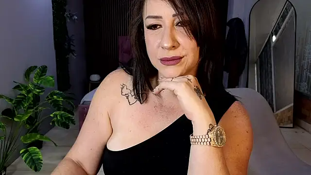 camil milfdream online show from 06-15-26, 11:21