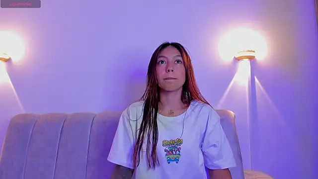 violet casper  online show from 10-09-25, 04:24