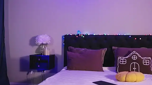 Denise Garciia online show from 04-18-26, 12:51