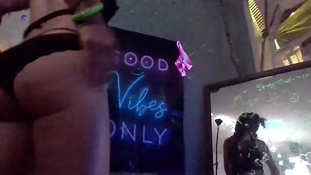 Snapshot of fantasymade69 chatting on 11-07-25, 06:45 fantasymade69 online show from 11-07-25, 06:45