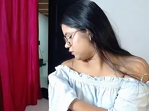 Snapshot of clarkpao chatting on 11-13-25, 12:58 clarkpao online show from 11-13-25, 12:58