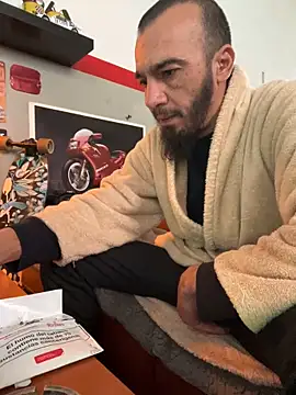 donnuozfutura online show from 02-01-25, 12:15