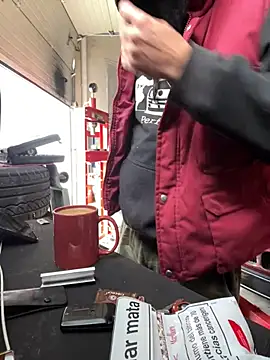 donnuozfutura online show from 02-18-25, 12:06