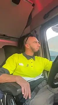 donnuozfutura online show from 01-02-25, 04:13