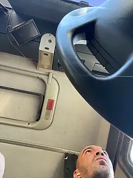 donnuozfutura online show from 10-27-25, 08:48