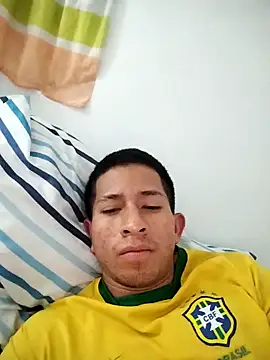 Snapshot of Danoszxx chatting on 11-25-25, 08:42 Danoszxx online show from 11-25-25, 08:42