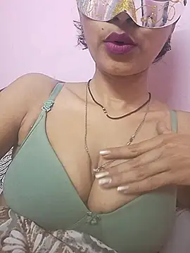 Snapshot of Nandinip2706 chatting on 05-22-26, 03:21 Nandinip2706 online show from 05-22-26, 03:21