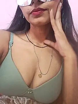 Snapshot of Nandinip2706 chatting on 05-27-26, 08:00 Nandinip2706 online show from 05-27-26, 08:00