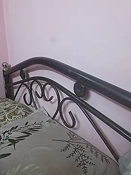 Snapshot of Nandinip2706 chatting on 02-15-26, 12:15 Nandinip2706 online show from 02-15-26, 12:15