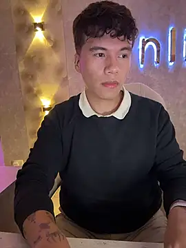 Logan smith1 online show from 01-07-26, 07:46