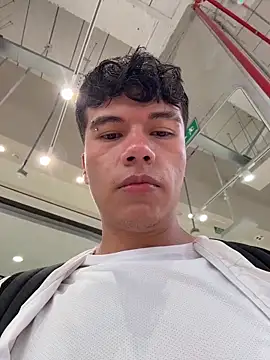 Logan smith1 online show from 11-17-25, 06:45