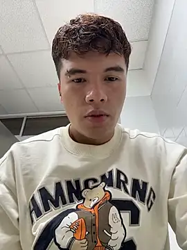 Logan smith1 online show from 03-18-26, 04:52