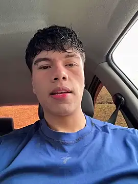 Snapshot of Logan_smith1 chatting on 10-23-25, 06:17 Logan smith1 online show from 10-23-25, 06:17