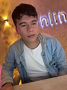 Logan smith1 online show from 01-09-26, 08:32