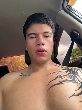 Snapshot of Logan_smith1 chatting on 06-17-26, 05:45 Logan smith1 online show from 06-17-26, 05:45