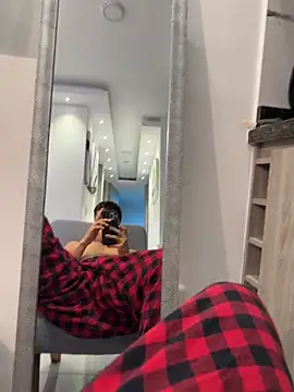 Logan smith1 online show from 04-09-26, 05:31