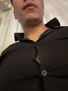 Logan smith1 online show from 04-12-26, 01:09