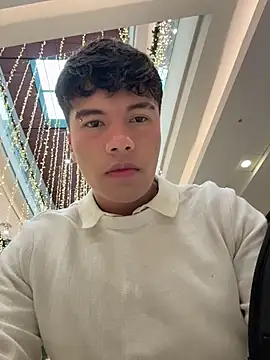 Logan smith1 online show from 11-15-25, 06:34