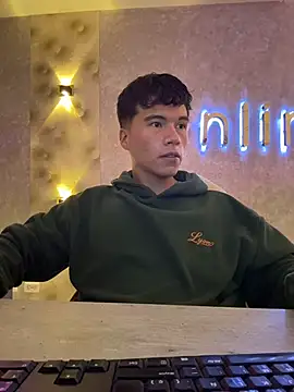 Logan smith1 online show from 12-20-25, 05:10