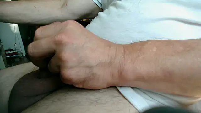 Snapshot of Noah3672 chatting on 07-24-26, 12:01 Noah3672 online show from 07-24-26, 12:01