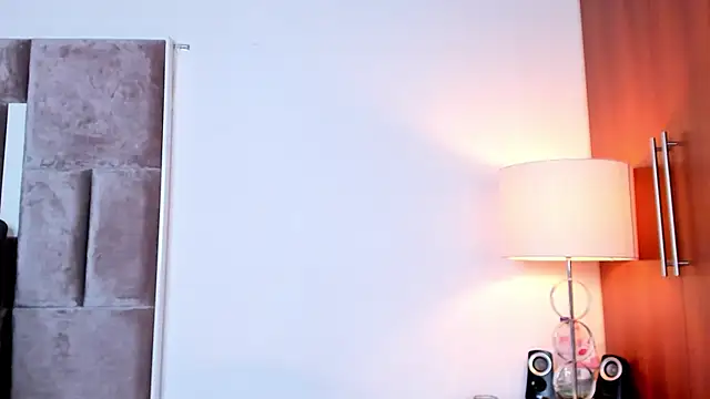 Nia Bunny online show from 06-02-26, 02:39