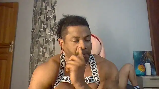 Snapshot of nickgode69 chatting on 05-09-26, 02:48 nickgode69 online show from 05-09-26, 02:48