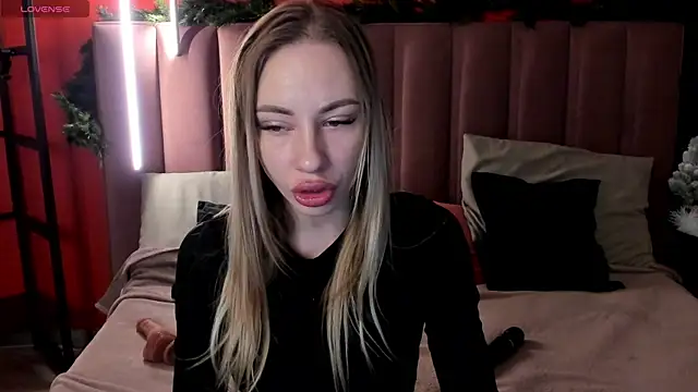 Diana Garrett online show from 12-20-25, 01:30