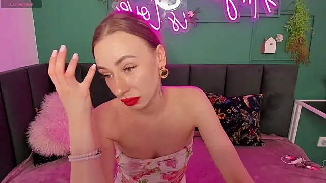 Diana Garrett online show from 03-27-26, 02:09