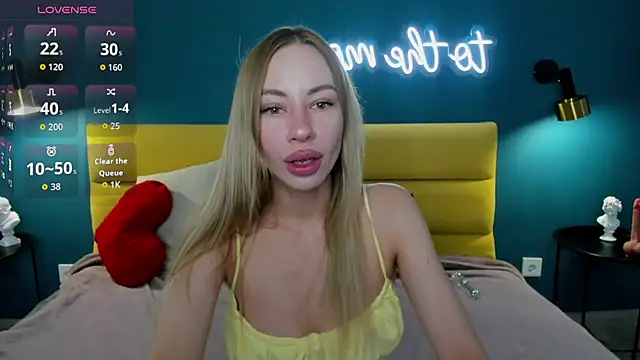 Snapshot of Diana_Garrett chatting on 06-23-26, 01:36 Diana Garrett online show from 06-23-26, 01:36