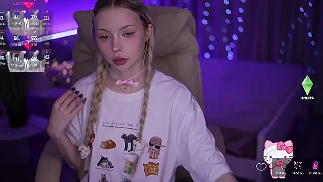 Snapshot of EviStar chatting on 11-05-25, 04:21 EviStar online show from 11-05-25, 04:21