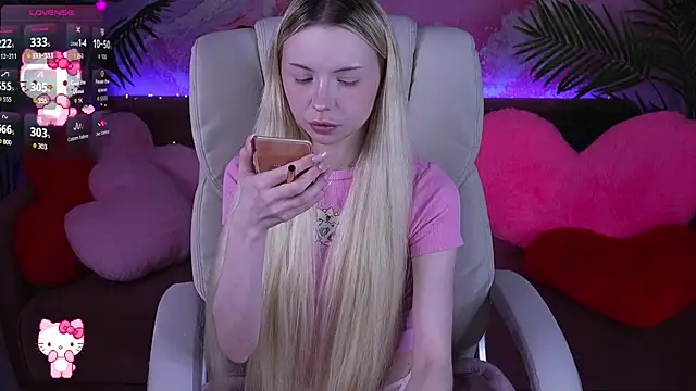 EviStar online show from 02-21-26, 07:43