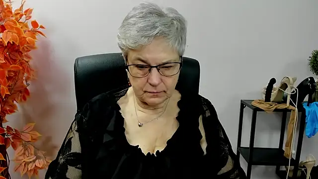 IrisDream online show from 10-29-25, 07:29