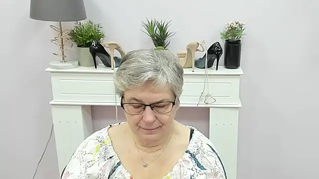 IrisDream online show from 02-09-26, 07:06