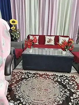 Snapshot of Cute-Raashii chatting on 05-16-26, 11:37 Cute-Raashii online show from 05-16-26, 11:37