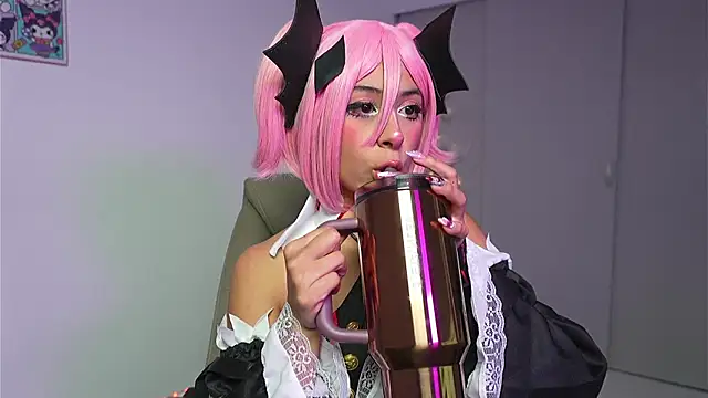 cloe  palmer online show from 04-15-26, 01:04