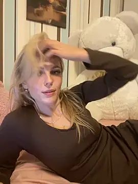 Liya my online show from 10-13-25, 06:20