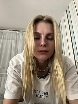 Snapshot of Liya_my chatting on 07-14-26, 08:04 Liya my online show from 07-14-26, 08:04