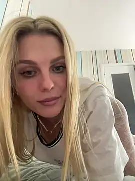 Snapshot of Liya_my chatting on 07-06-26, 08:11 Liya my online show from 07-06-26, 08:11