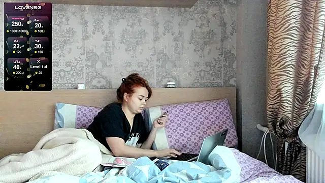 purebeautie13 online show from 12-19-24, 11:07