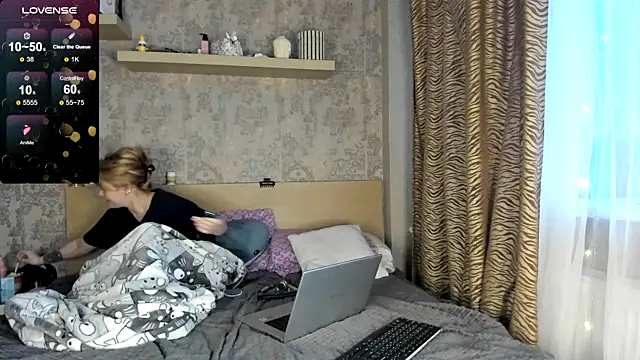 purebeautie13 online show from 01-16-25, 10:10