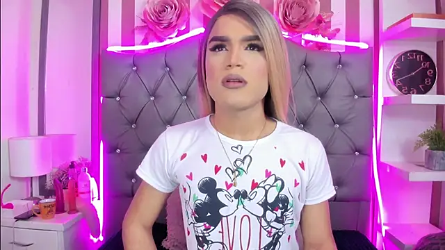 AllisonsweetZ online show from 03-18-25, 01:23