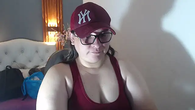 Snapshot of katty_femdom chatting on 02-12-26, 09:53 katty femdom online show from 02-12-26, 09:53