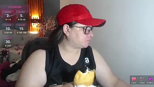 Snapshot of katty_femdom chatting on 02-18-26, 12:01 katty femdom online show from 02-18-26, 12:01