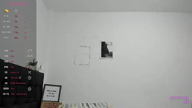 Snapshot of RoddyRich11 chatting on 02-09-26, 12:14 RoddyRich11 online show from 02-09-26, 12:14