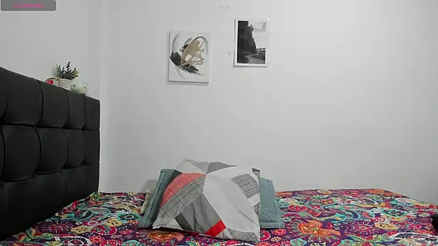 Snapshot of RoddyRich11 chatting on 09-22-25, 12:00 RoddyRich11 online show from 09-22-25, 12:00