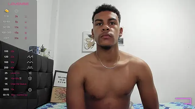 Snapshot of RoddyRich11 chatting on 01-06-26, 12:42 RoddyRich11 online show from 01-06-26, 12:42