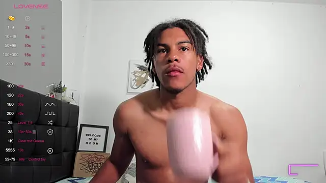 Snapshot of RoddyRich11 chatting on 11-14-25, 11:47 RoddyRich11 online show from 11-14-25, 11:47