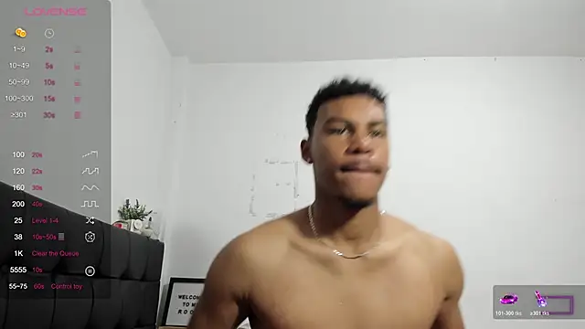 Snapshot of RoddyRich11 chatting on 02-26-26, 12:05 RoddyRich11 online show from 02-26-26, 12:05